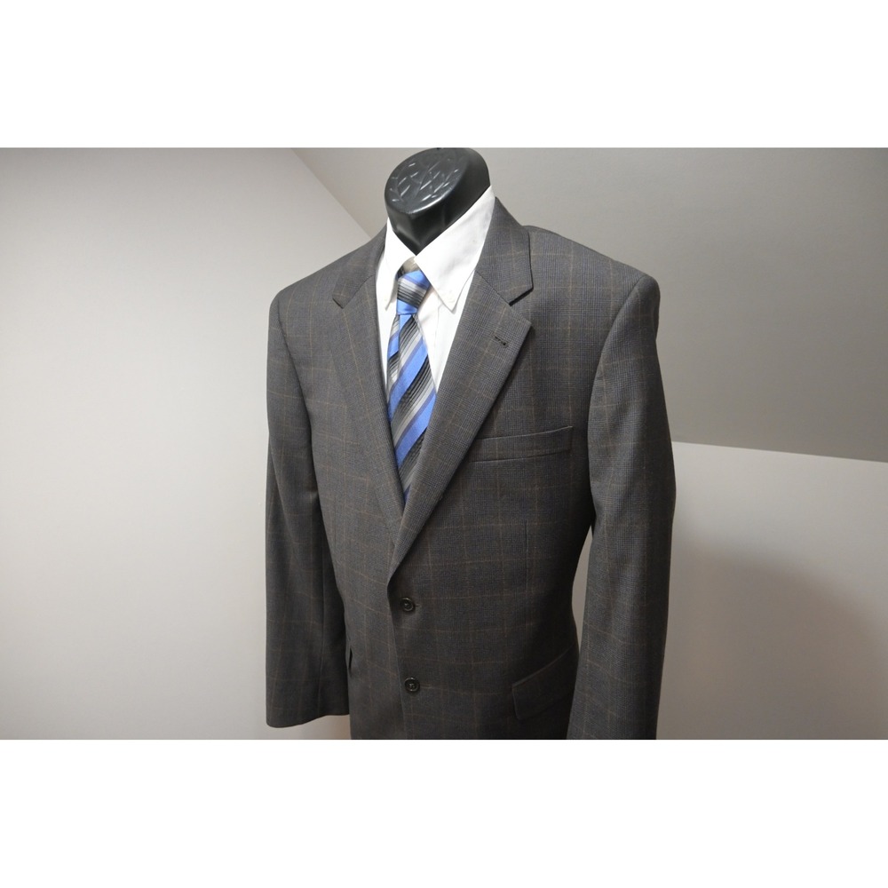 Jos. A. Bank 2 Piece Suit Mens 44R Pants 38x30 Brown Grey Plaid Pleated EUC